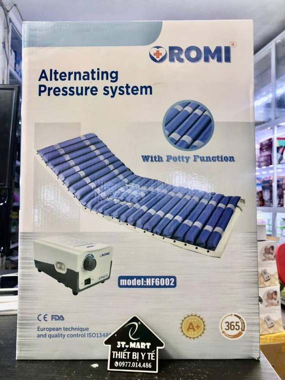 Đệm hơi ống chống loét có bô đi vệ sinh OROMI HF6002